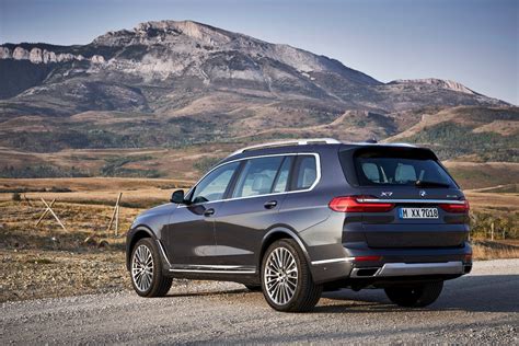 Find out why the 2020 bmw x7 is rated 7.4 by the car connection experts. 2020 BMW X7 Review - autoevolution