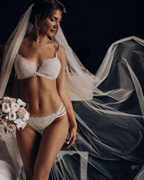 Top 30 Bridal Boudoir Wedding Photography Ideas Wedding Boudoir