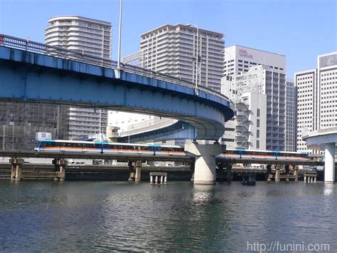 Emu 1000 Tokyo Monorail