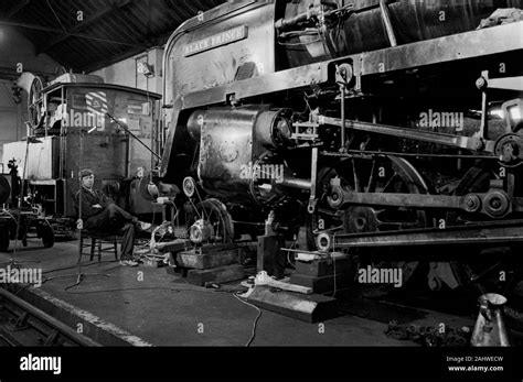 black prince a 9f class heavy freight locomotive undergoing a re boring of its cylinders at