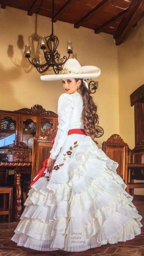 Pin De Jose Naranjo En Tradiciones Jalisco Vestidos De Escaramusa Vestidos Mexicanos Y