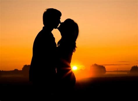 1000+ Kata Kata Buat Pacar Romantis / Bijak / Lucu / Cinta