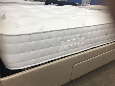 Great quality and great price only at costco.co.uk. 1000 Pocket Memory Mattress