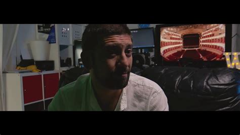 Il progetto, nato da un'idea di radio italia (da anni partner ufficiale della federazione italiana giuoco calcio), in collaborazione con sugar e con la band è stato accolto con entusiasmo dalla figc, e vuole essere un grande omaggio alla squadra azzurra, impegnata a breve nella coppa del mondo fifa. Un amore così grande - YouTube