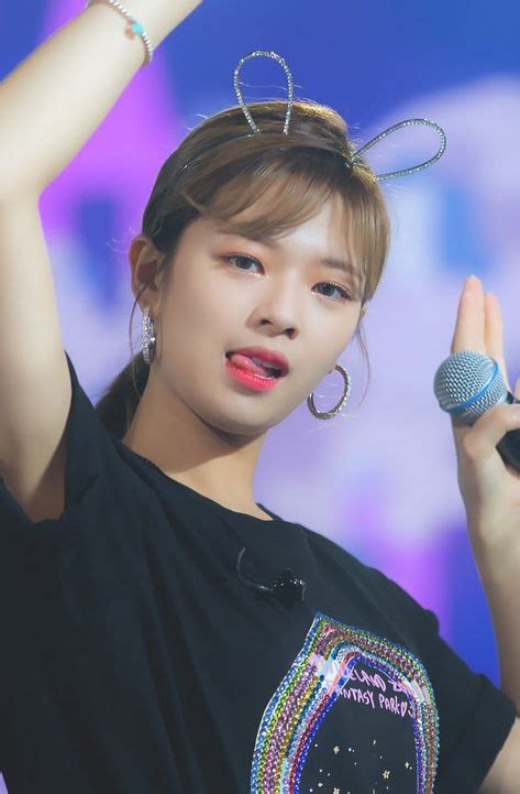 Jeongyeon Armpit Ideas Kpop Girls Twice Jungyeon Girl