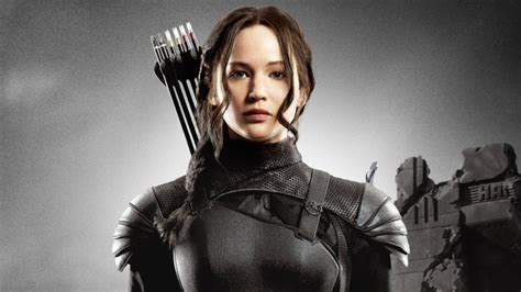 A Complete Breakdown Of The Costumes In The Final Hunger Games Movie