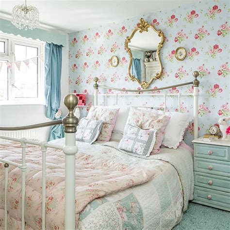 Shabby chic wallpaper covered blinds you have no idea how it will change a bedroom you cannot even image. Shabby chic bedrooms | Ideal Home