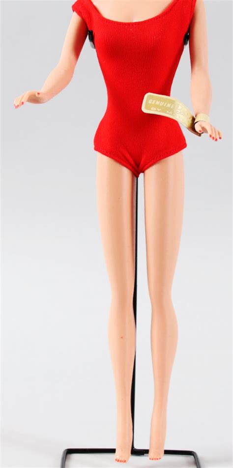 Barbie Doll Ash Blonde Bubble Cut W Box Stock No Memorabilia Expert