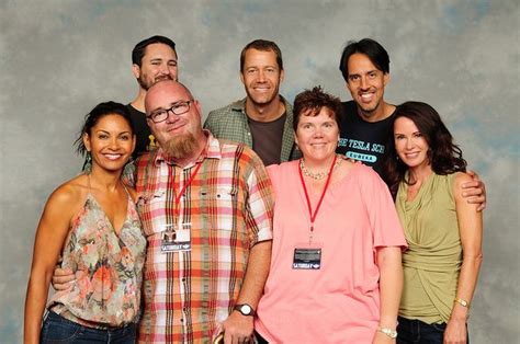 Eureka Cast Nice Bunch Gonna Miss The Show Eureka First Photo Comicon