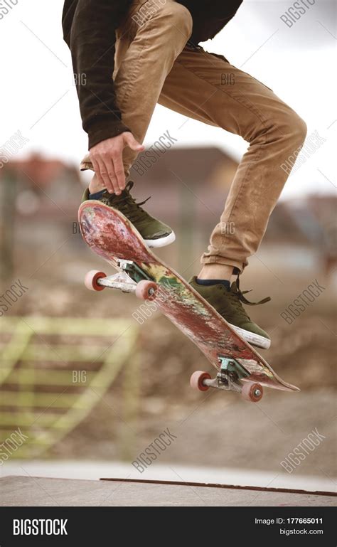 Close Skateboarder Image And Photo Free Trial Bigstock