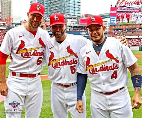 Adam Wainwright Albert Pujols And Yadier Molina St Louis Cardinals 8