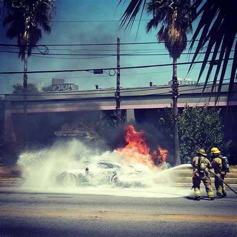 Call 911 This Porsche Is On Fire Texas Autoevolution