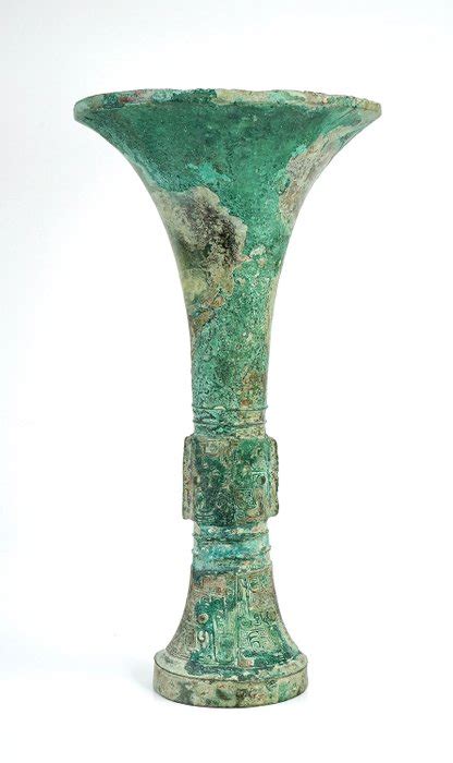 Fine Provenance Ceremonial Gu Vase Bronze China Shang Catawiki