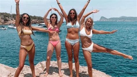 Sexy Als Je Danst Kat Kerkhofs Deelt Bikinifoto Op Vakantie Entertainment Today