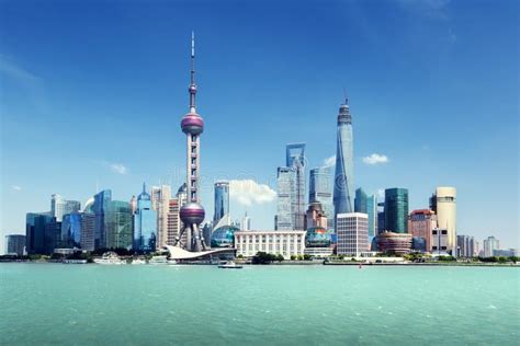 Wolkenkratzer Shanghai Lujiazui Cbd Stockfoto Bild Von Mitte