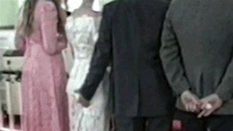 Grooms Butt Grab Gets Batted Back Latest News Videos Fox News