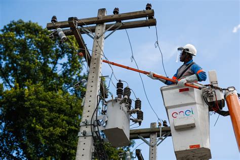 Enel, which originally stood for ente nazionale per l'energia elettrica (national electricity board), was first established as a public body at the end of 1962, and then transformed into a limited company in 1992. Enel lança portal de negociação para regularizar dívidas ...
