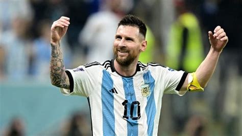 Fifa World Cup 2022 Between Retirements Messi Solves The Argentina