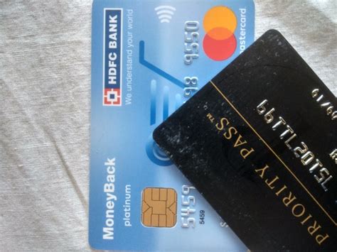 In fact, 49% of americans say that cash back is their favorite credit card reward, according to a poll from creditcards.com. Does HDFC money-back MasterCard credit card provides free airport lounge access? - Quora