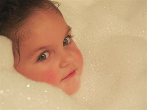 Adventures With Ella Extreme Bubble Bath