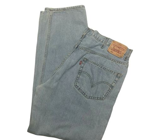 Vintage Levis 550 Mens Jeans Size 40 X 34 Relaxed 5 Pocket Tapered Legs Levis Relaxed All