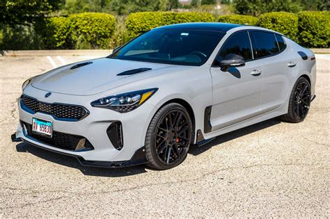 Kia Stinger Grey TSW Mosport | Wheel Front