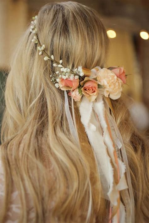 18 Stunning Wedding Hair Accessories For Brides Wearing Their Hair Down