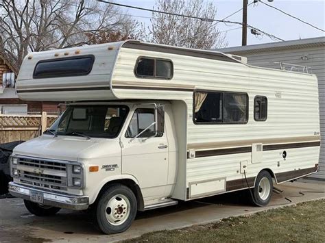 This 1985 Vintage Class C Motor Home Is On A Chevrolet G30 Heavy Duty