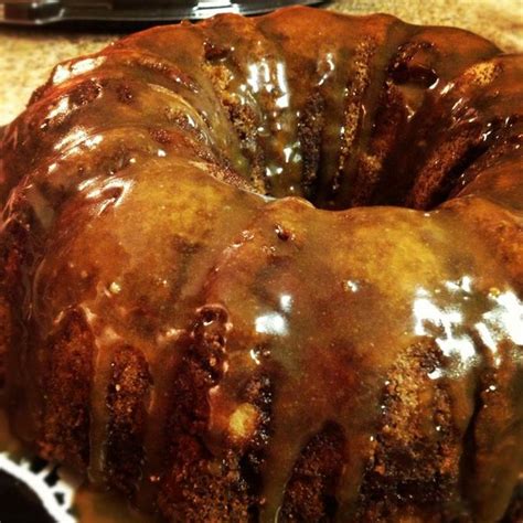 Pound cake was traditionally made with a pound of flour, a pound of sugar, a pound of butter, and a pound of eggs. http://foxsportswausau.com/blogs/food-drinks/84/were ...