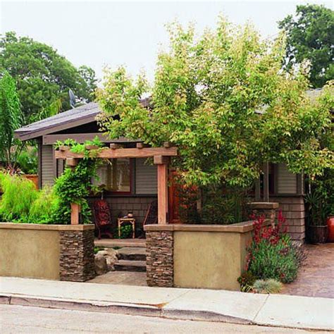Outdoor Makeovers Large Backyard Landscaping Beautiful Houses