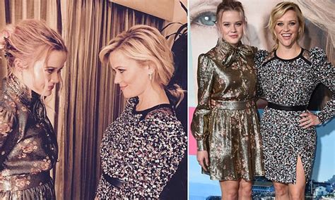 Reese Witherspoon Poses With Lookalike Daughter Ava Daily Mail Online