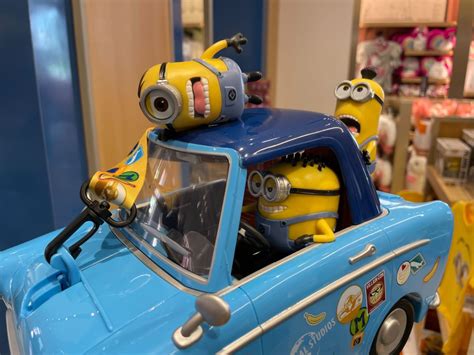 New Minions Car Shaped Popcorn Bucket Crashes Into Universal Orlando