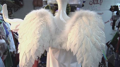 It's pretty simple to make, and i think it would be so cool to use as part of troupe choreography! How to Make an Angel Costume From a Sheet | eHow