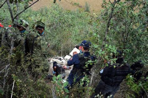 32 Bodies And 9 Heads Exhumed In Mass Graves Found In Southern Mexico