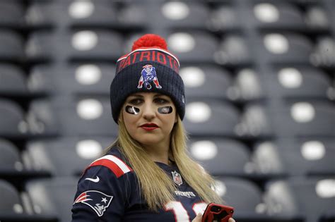 The Nfl Has A Woman Problem And Vice Versa The Morning Call