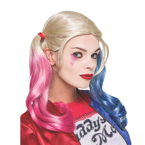 Harley Quinn Makeup Tutorial In 7 Easy Steps Glamour