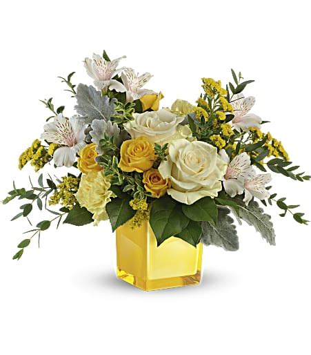 Telefloras Sweet Sunlight Bouquet In Frederick Md Amour Flowers