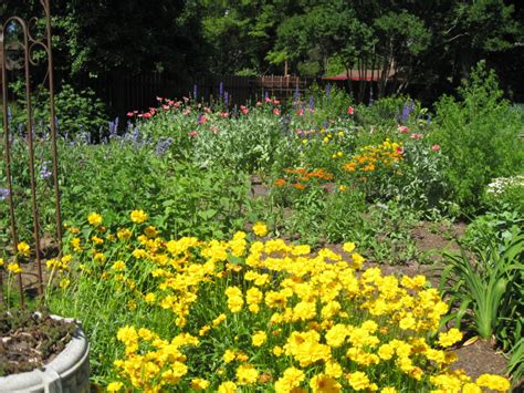 A thoughtful, joyful and diverse presbyterian congregation on the north side of richmond, va. Ginter Park Garden Tour - Richmond SPCA