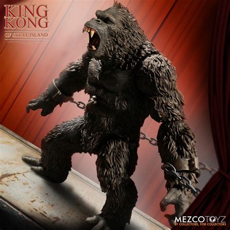 Jackson, brie larson, john goodman and john c. King Kong King Kong of Skull Island | Mezco Toyz