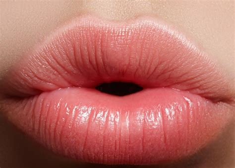 how to get plump lips fast