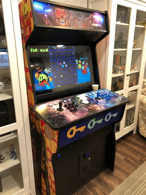 My custom Arcade cabinet : readyplayerone