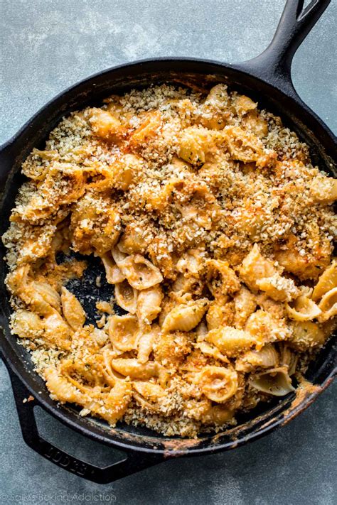 Spread the crumbs all over the macaroni. Easy Baked Macaroni and Cheese - Sallys Baking Addiction