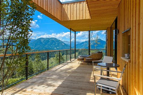 Mountain Chalet In Austria Architects Viereck Architekten