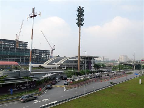 Klia transit is a rapid transit service designed specially for commuters and airport personnel with 3 quick intermediate stops along bdr tasik selatan, putrajaya & cyberjaya and salak. Bandar Tasik Selatan ERL Station, strategic connection ...