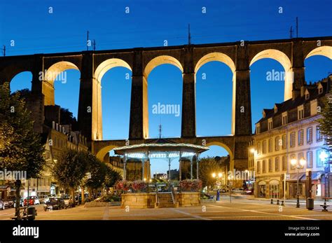 France Finistere Morlaix Place Des Otages Viaduct Stock Photo Alamy
