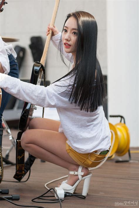 Amazing Ayeon From Bebop Female Drummer Female Guitarist Hottest Models