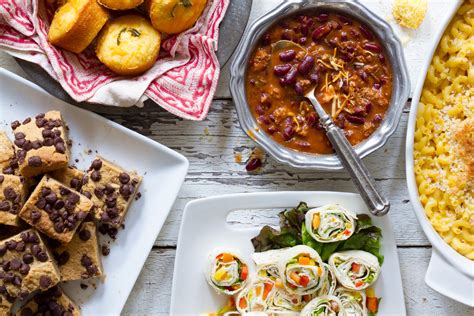 Here are quick, easy slow cooker recipes, dinner dishes, and the best crockpot meals for amazing roasts, meats, soups, and more. Top 5 Potluck Dishes - Evite