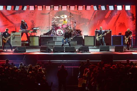 Ultimo Volume Foo Fighters E Queens Of The Stone Age Anunciam Segundo Show Em SÃo Paulo