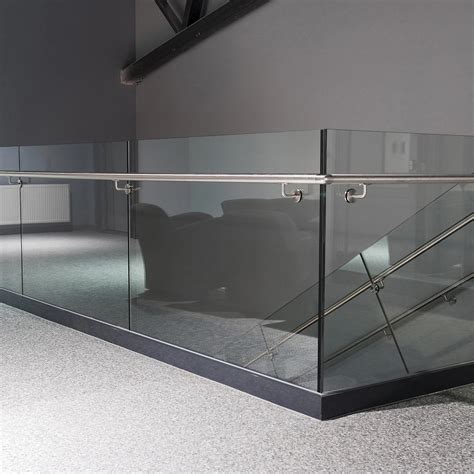 Balcony Frameless Glass U Channel Aluminium Profile Balustrade View