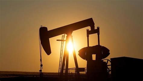 Oil Prices Fall On Concerns Of Oversupply As Libyan Output Recovers